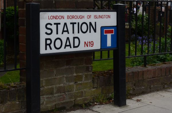 Station Road, N19