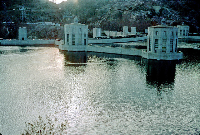 19-back_of_Hoover_Dam