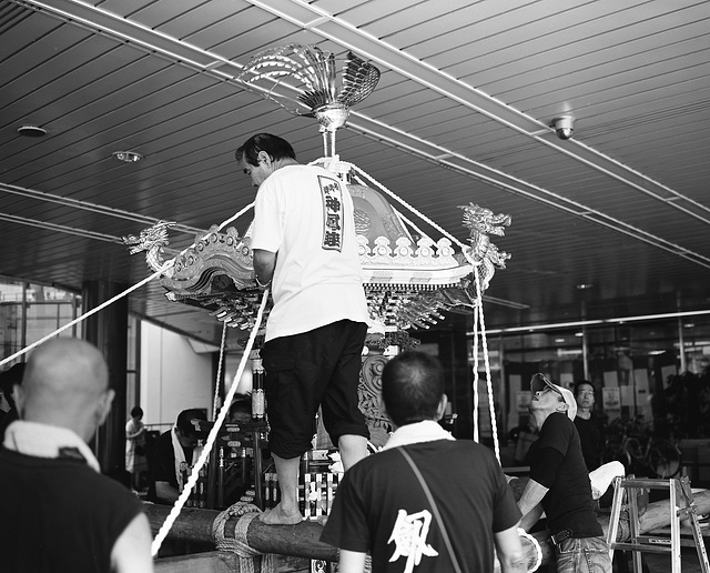 Preparing the mikoshi for the festival