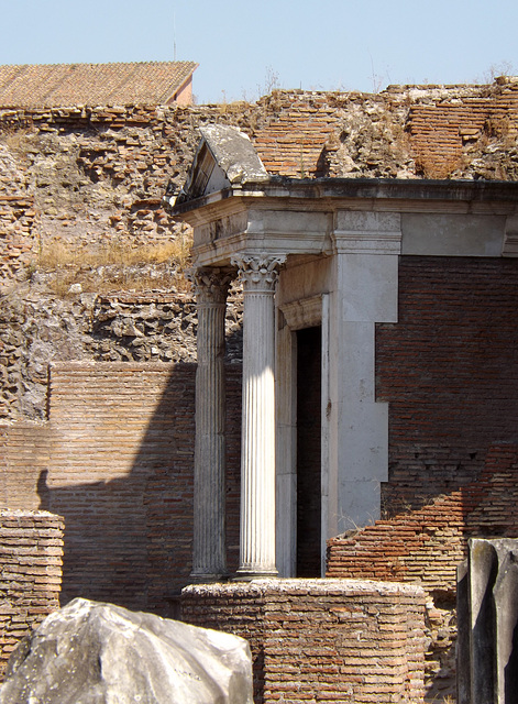 The Shrine of Juturna in the Roman Forum, July 2012