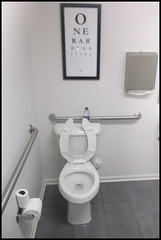 Alphabetic bathroom / WC alphabétique.