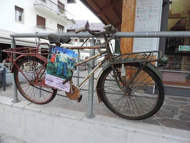 Altes Lastenfahrrad in Tarvisio