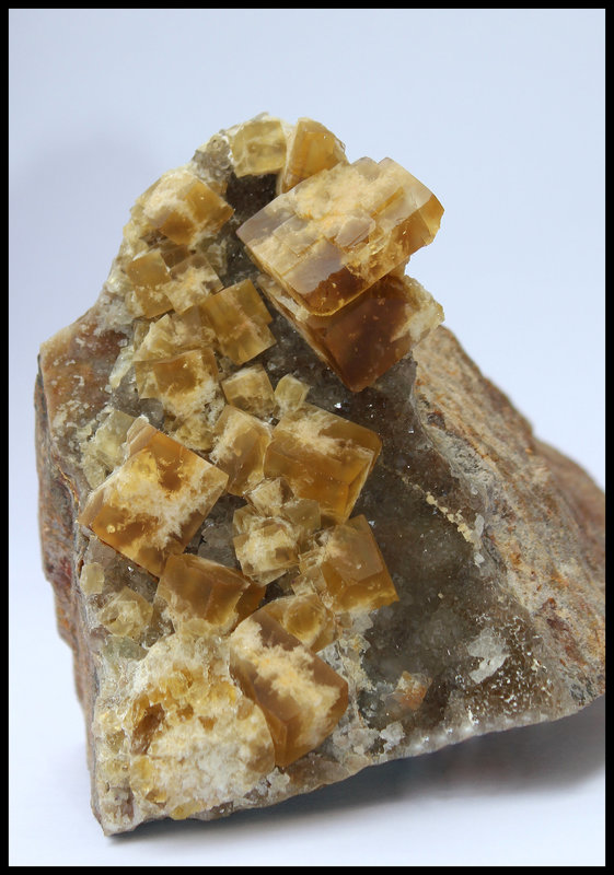 Fluorite -Aigueperse -63