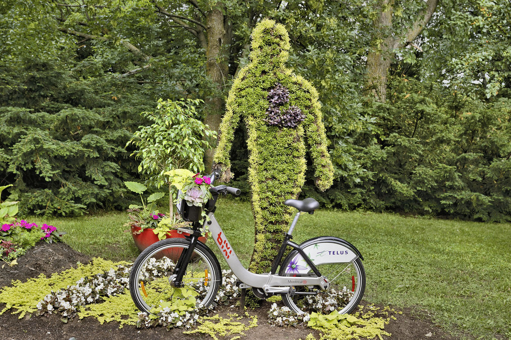 Green Transportation – Mosaïcultures Internationales de Montréal, Botanical Garden, Montréal, Québec