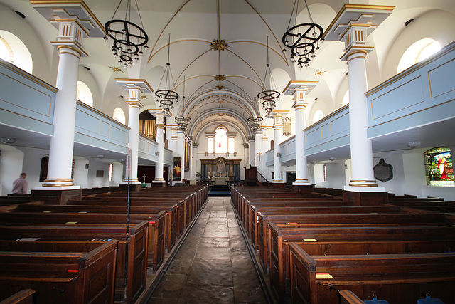 Holy Cross Church, Daventry, Northamptonshire