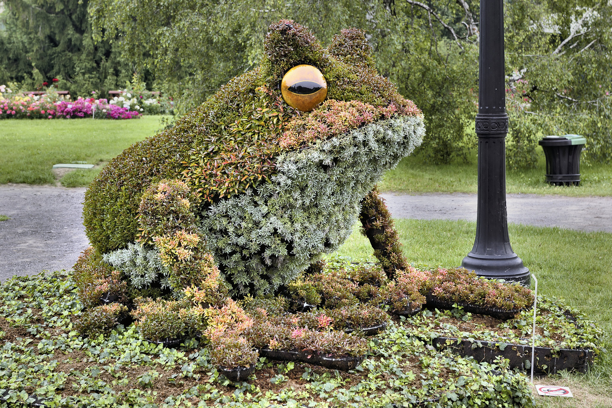 Fragile Frogs #4 – Mosaïcultures Internationales de Montréal, Botanical Garden, Montréal, Québec