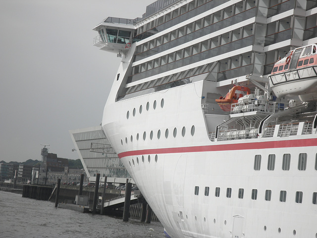 Carnival Legend