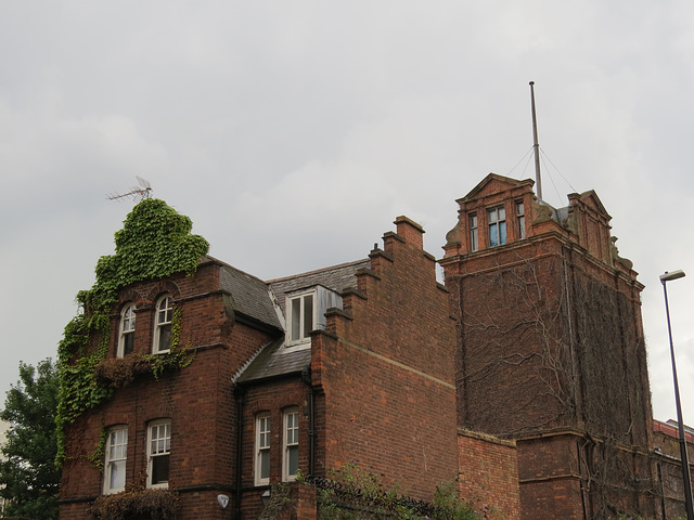 hydraulic pumping station, wapping wall, shadwell, london