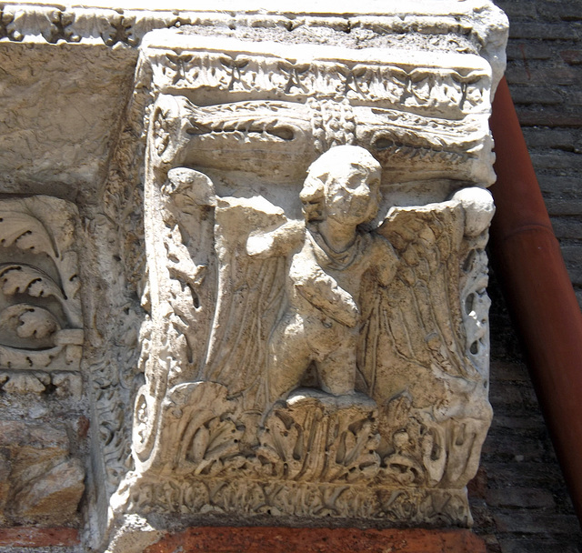 Detail of the Casa dei Crescenzi in the Forum Boarium in Rome, June 2012