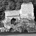 Ruines du prieuré de la Ste-Trinité à Beaumont-le-Roger