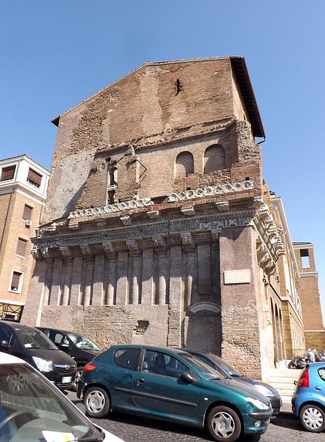 The Casa dei Crescenzi in the Forum Boarium in Rome, June 2012