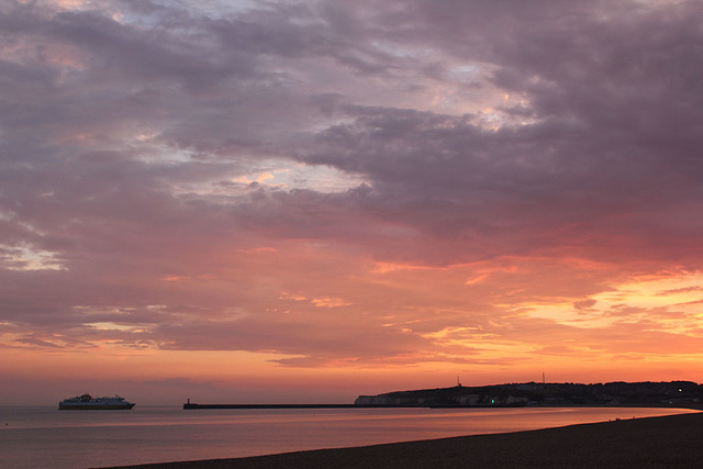 Cote d'Albatre enters Newhaven Harbour - sunset  - 25.7.2017