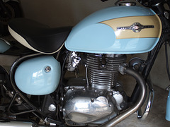 Sky blue tank_Suzuki Estrella