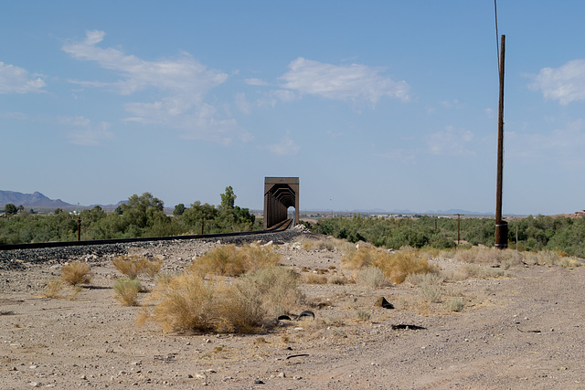 Roll, AZ railroad bridge (2275)