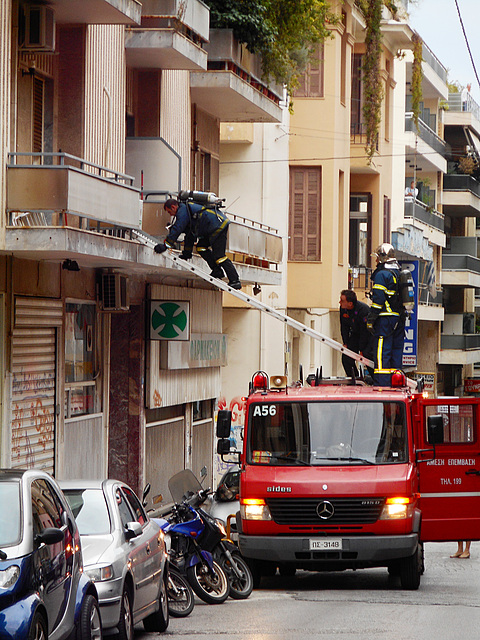 Fire engine A56 in action