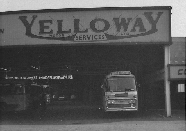 Yelloway FDK 420D in Rochdale - Summer 1969