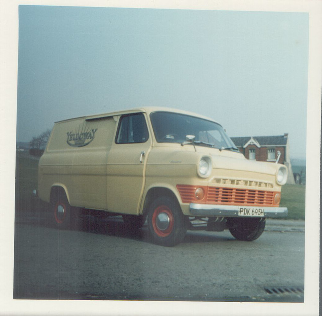 Yelloway Ford Transit van PDK 695H - April 1974 Yelloway Ford Transit van PDK 695H - April 1974
