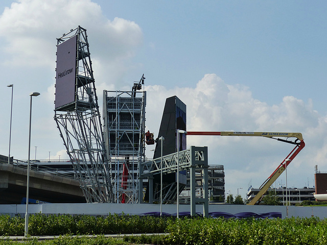 Structures of Modern Heathrow (2) - 21 July 2014