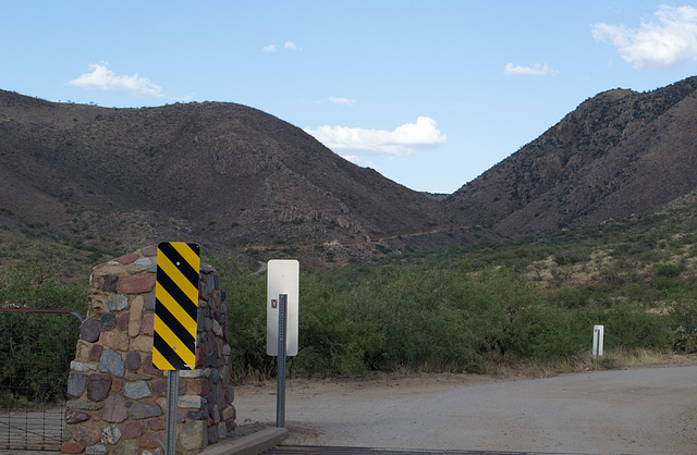 Corondao NF Box Canyon Road #62 (2239)