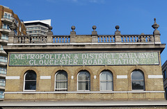 Gloucester Road Station (5) - 3 August 2014