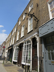 106 cleveland st, london