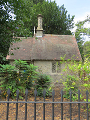 lodge in regents park, london