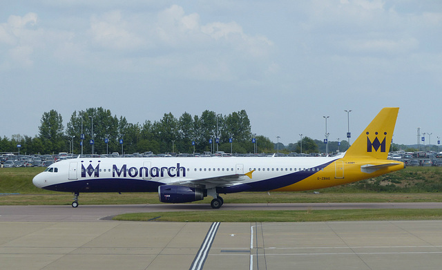 G-ZBAG at Luton - 12 July 2014