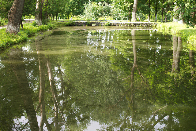 Park im ehemaligen Gut der Familie von Meck