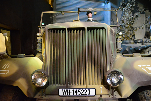 Omaha Beach 2014 – Overlord Museum – Sd.Kfz. 9