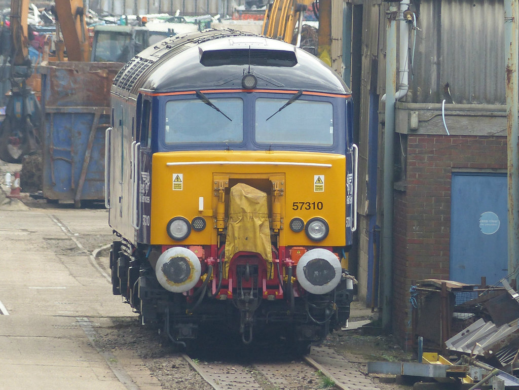 57310 at Eastleigh - 6 September 2014