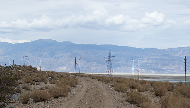 Owens Lake, CA Southern Pacific railroad (0394)