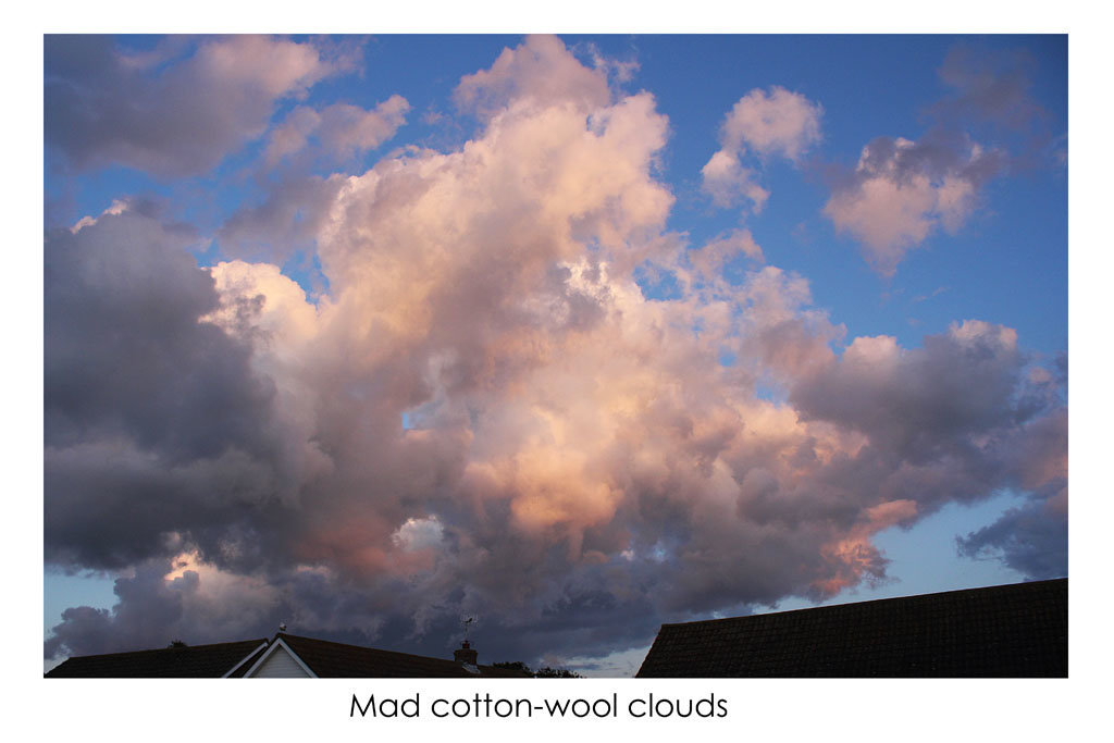 Mad cotton-wool clouds - East Blatchington - 23.8.2014