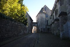 Chapter house and abbey attached to the cathedralChapter house attached to the cathedral