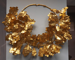 Gold Oak Wreath with a Bee and Two Cicadas in the British Museum, May 2014