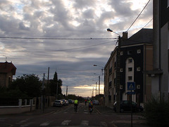Dreux in the early morning of August 25