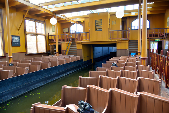 The auction hall at Broek op Langedijk