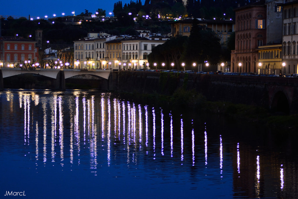 Nuit éclairée sur l'Arno