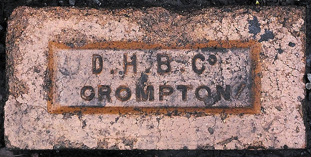 DHB Co Crompton