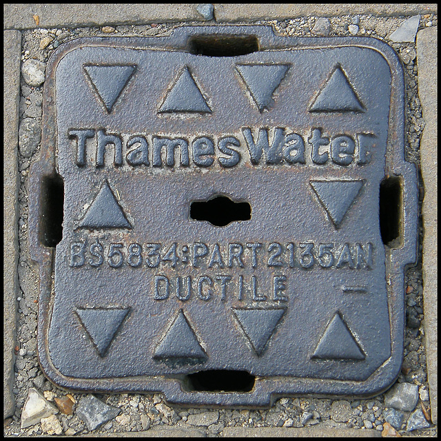 Thames Water ductile iron cover