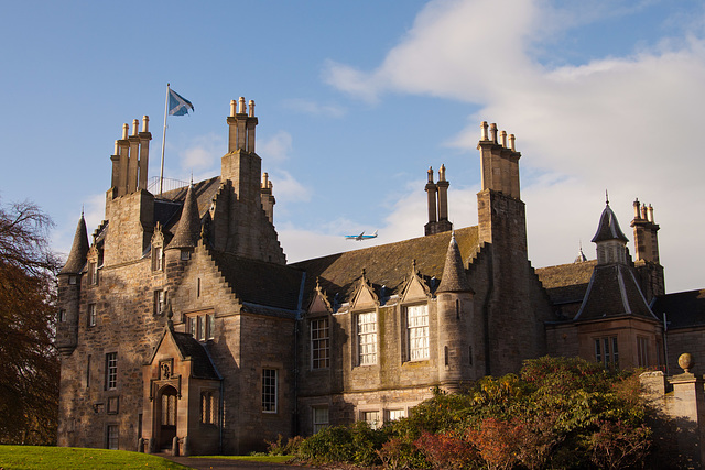 Lauriston Castle - quite near the EDI glide path!