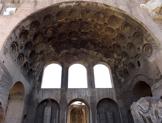 Detail of the Basilica of Constantine in the Forum Romanum, July 2012