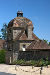 Porterie du prieuré de Souvigny