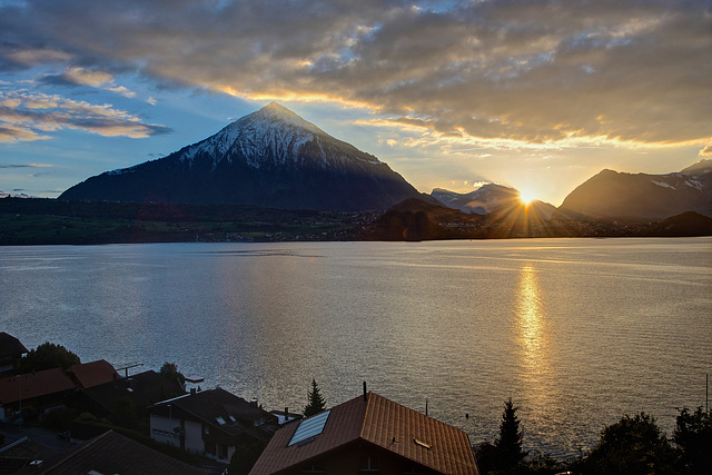 Derniers rayons de soleil / Lac de Thoune