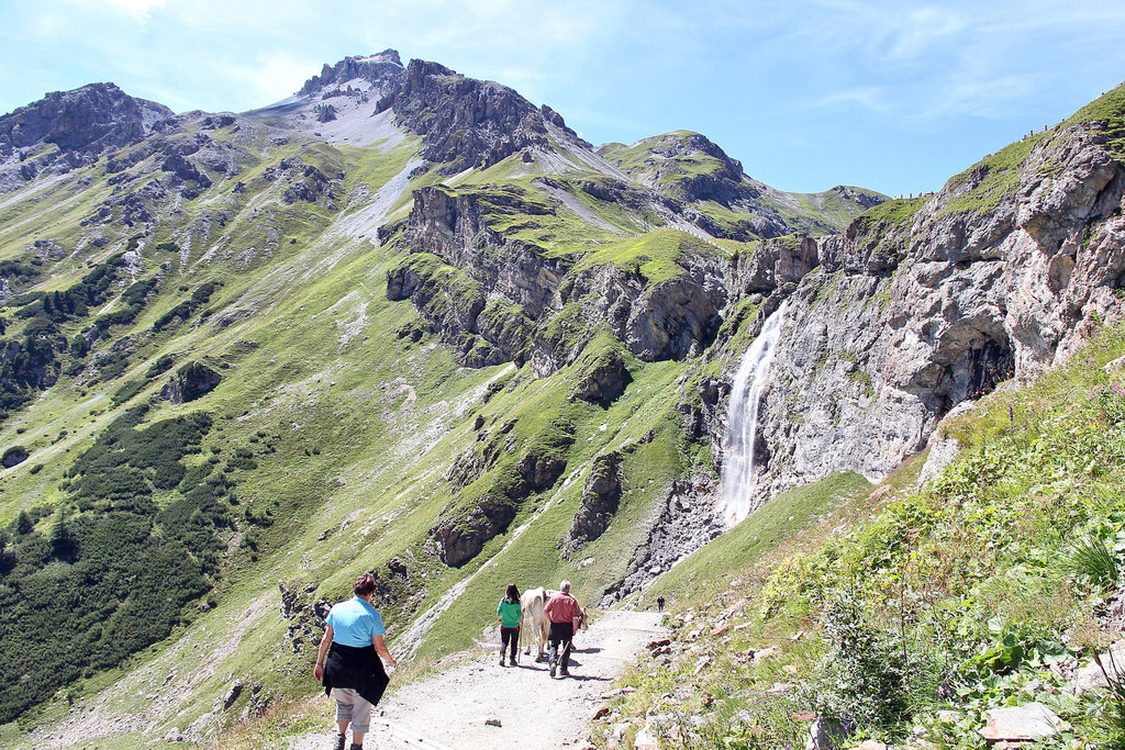 der Weg zurück ins Tal