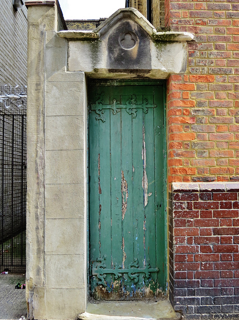 merchant taylors' school mission, shacklewell, london