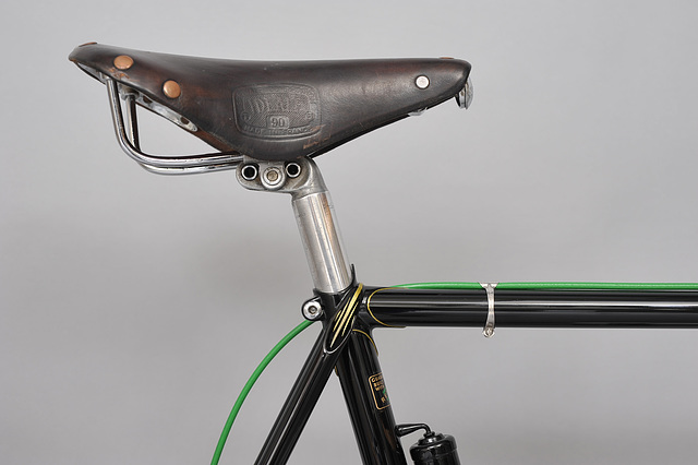 #721891 Wrap over top eyes. Seat tube spear point. Campag binder bolt (2014)