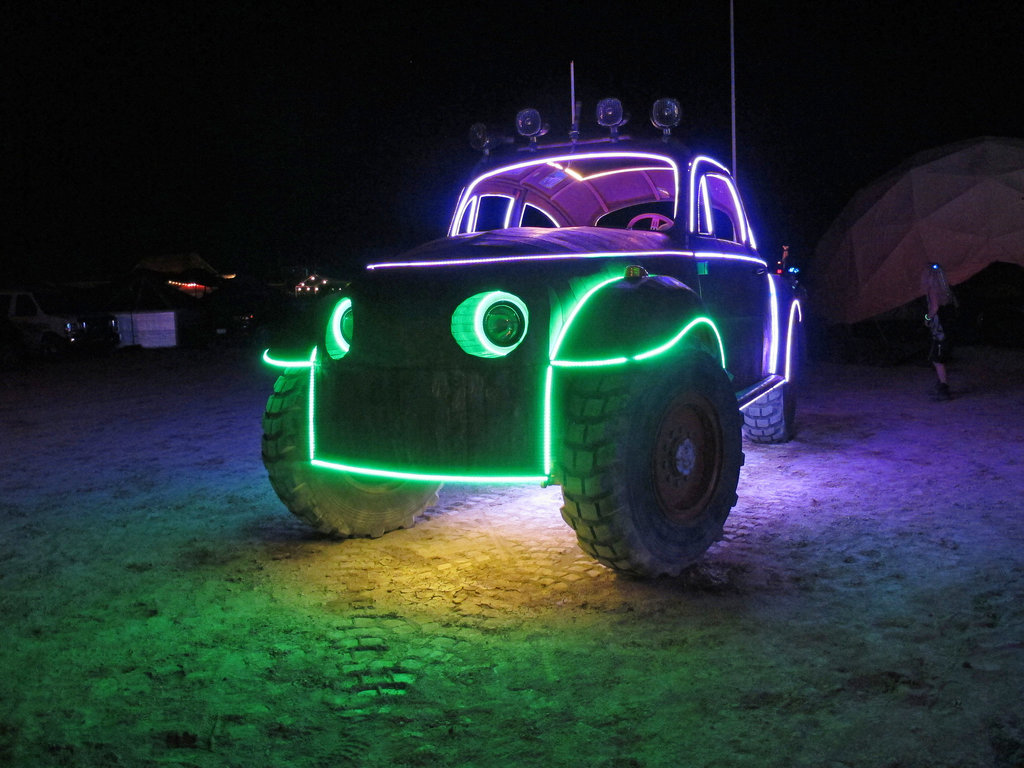 Camp Walter's VW Bug (0359)