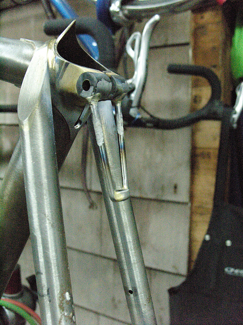 #CT209 Thompson rear brake cable housing stop for center pull calipers. Tip is threaded for a cable adjuster (2009)