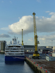 MV Explorer at Dublin (2) - 24 September 2014