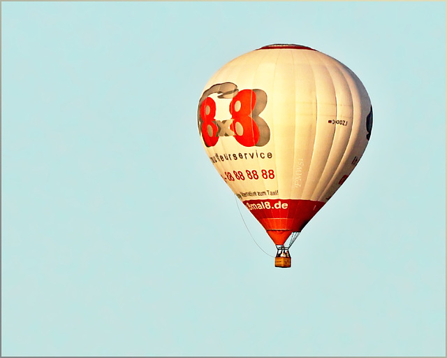 Ballon 8x8